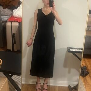 Vintage Y2K Johnny Was Black sleeveless midi dress w embroidery details xs/s